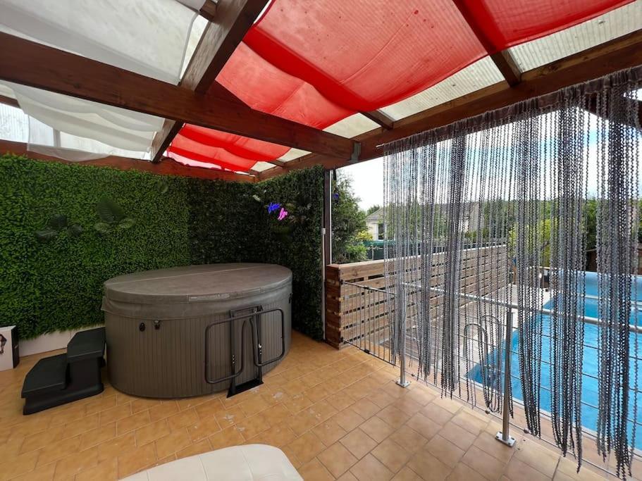 Kings Villa Near Disneyland Reserved Only For Family With Kids Saint-Germain-sur-Morin Εξωτερικό φωτογραφία